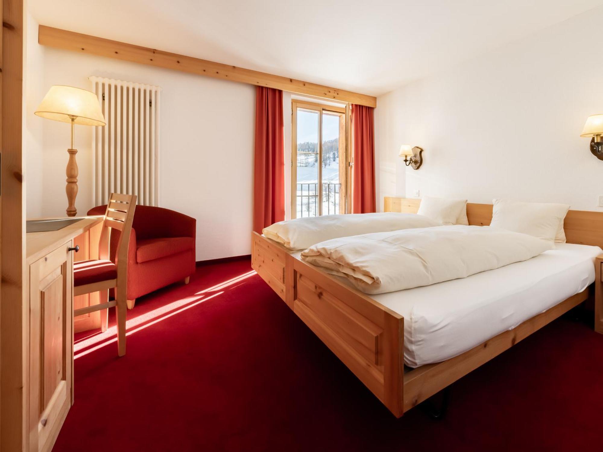 Hotel Chesa Pool Sils Maria Exterior photo