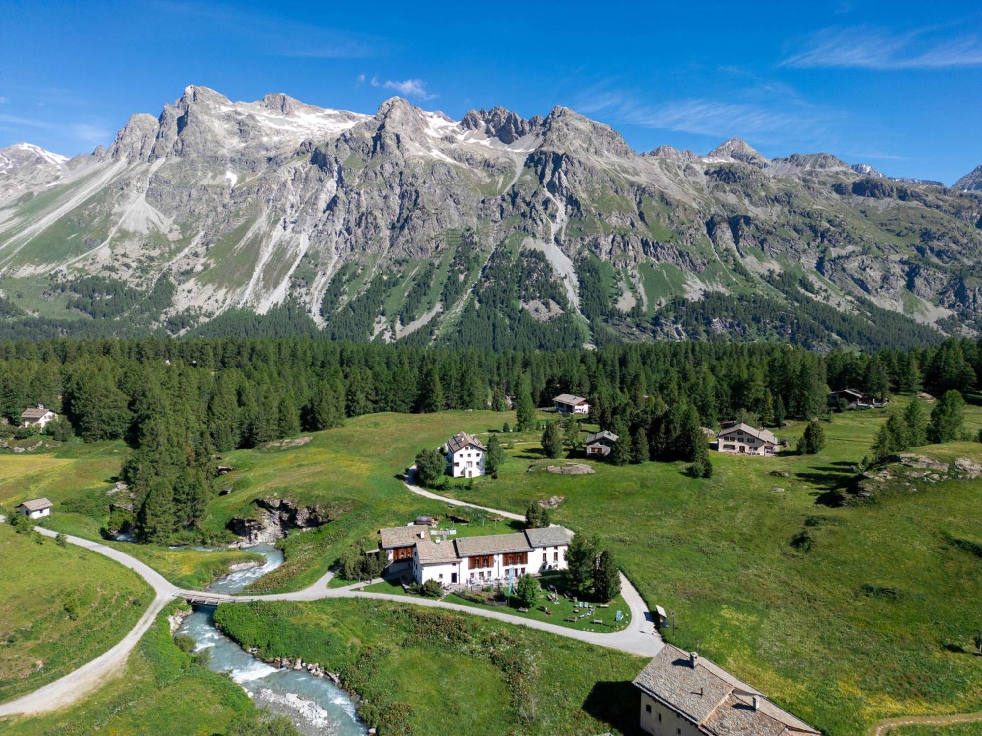 Hotel Chesa Pool Sils Maria Exterior photo